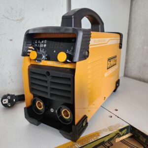 Dewalt Welding 500 AMP